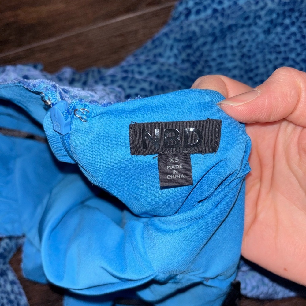 NBD Pari Mini Dress in Blue Leopard Size X-Small - Picture 9 of 10